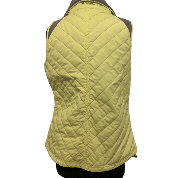 5 for $30. Columbia Vest - Picture 9 of 12